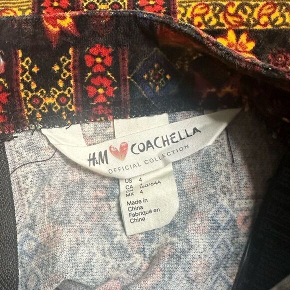 H&M Loves Coachella Boho Velour Retro Beatnik Style Floral Skirt Size 4 - Picture 10 of 10